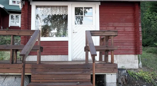 Коттедж Standard с 4 комнатами с видом на озеро Cozy 4BR Lakeside Cottage with Sauna