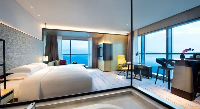 Полулюкс Crowne Plaza Baoji City Center by IHG