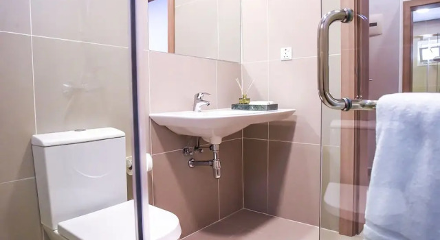 Номер Standard The Nordic Abuja