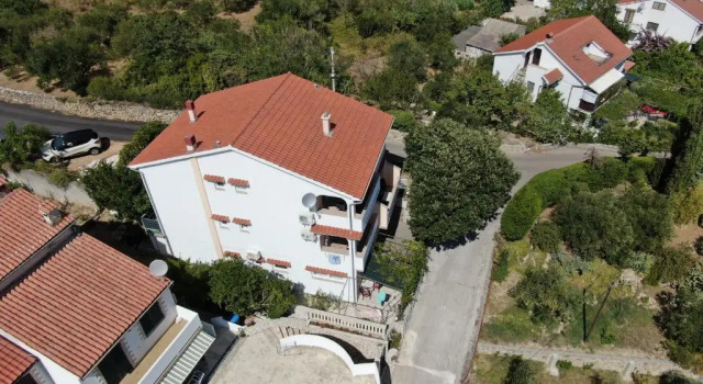 Апартаменты с красивым видом из окна Guest House Violeta