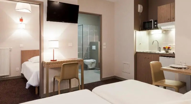 Номер Standard Nehô Suites Porte de Genève - Gare Annemasse