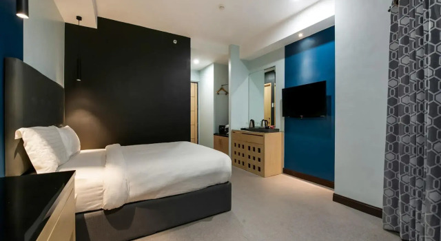 Двухместный номер Standard Bay Area Suites Manila