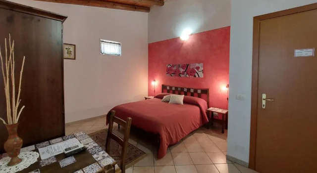 Семейный номер Standard с балконом Cloris Guest House