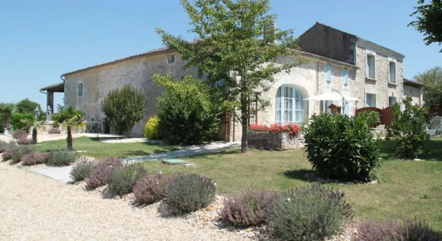 Clos des Séguineries, Rezerwuj Hotel Hotele w Charente-Maritime z basenem, Basen
