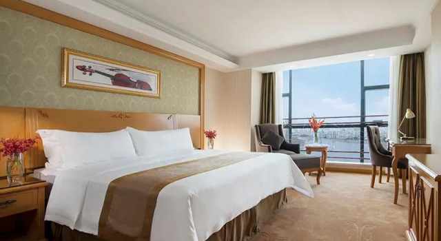 Номер Business Vienna Hotel Guangzhou Chimelong Dashi Metro Station