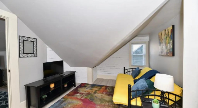 2 houses in 1 heart of Fountain Square DT Indy