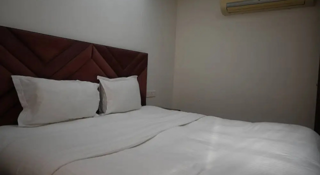 Luxurious 1bhk Apartment in Gurgaon With Shared Pool and BBQ Area, Varaa Huoneisto Gurgaon 