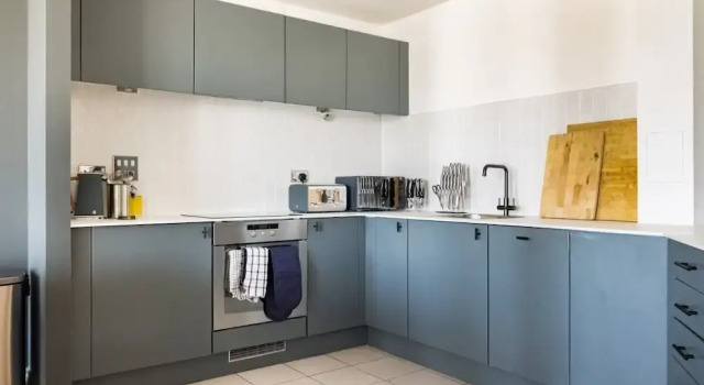 Апартаменты с 2 комнатами с балконом The Nine Elms Lane Arms - Stunning & Bright 2bdr Flat With Balconies
