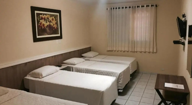 Четырёхместный номер Standard Hotel Concord e Eventos corporativos Campo Grande