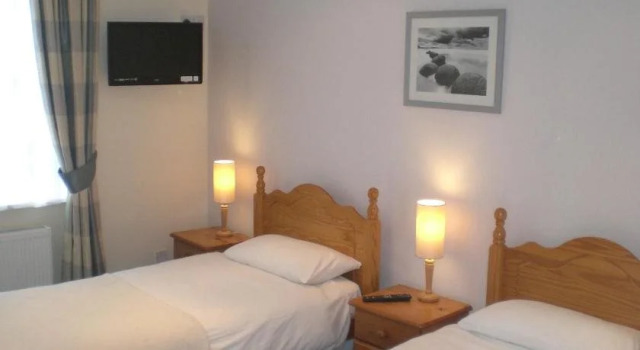 Ashley House, Varaa Hotelli Newmarket 