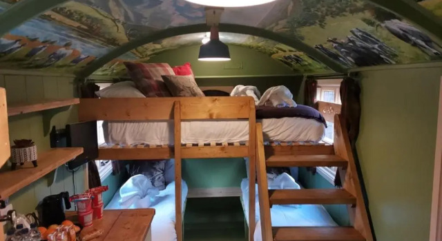 Семейный номер Standard Stonehenge Inn