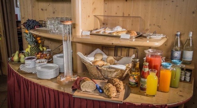 Garnì Bellavista, Забронировать Отель Отели Кальчераника-аль-Лаго с парковкой, Парковка
