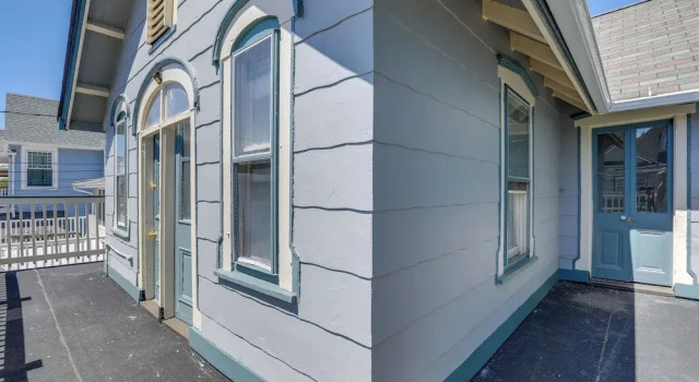 2 Blocks to Beach: Sunny Ocean Grove Apartment, Buchen Sie Ferienwohnung Ocean Grove 