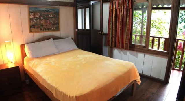 Mindo cozy house, Rezervați Hotel Hoteluri în Mindo cu parcare, Parcare