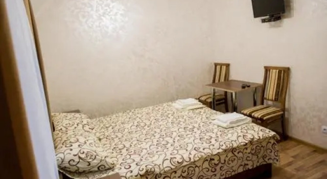 Perlyna, Prenota Hotel Starychi Lviv