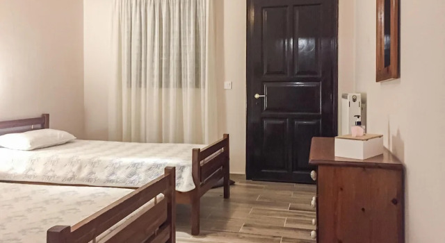 Amazing Home in Leventoxori, Ilias With Wifi and 2 Bedrooms, Prenota Hotel Hotel a Peloponneso con piscina, Piscina