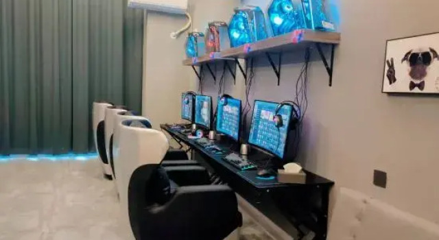 Shushang E-sports Homestay (Leshan High-speed Railway Station Shihao Plaza), Varaa Hotelli Hotellit Sichuan pysäköinnillä, Pysäköinti