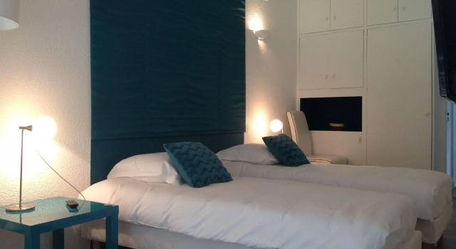 Domaine Quai des Pontis, Book Hotel Hoteller i Charente med pool, Swimmingpool