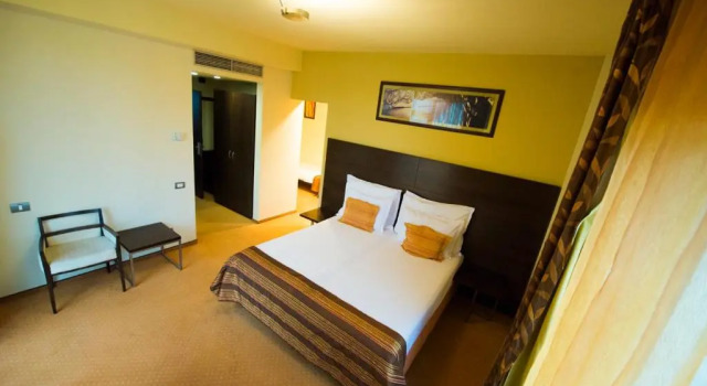 Полулюкс Imago Family Boutique Hotel