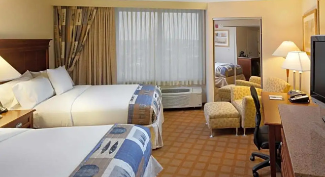Номер Deluxe DoubleTree by Hilton Jefferson City