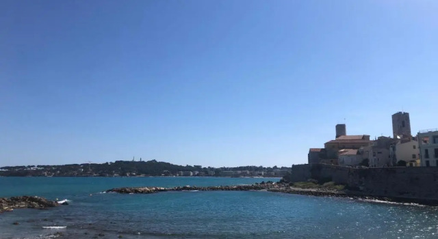 Апартаменты Vieil Antibes, Ravissant 2p Avec Petite Terrasse