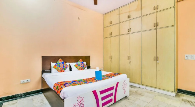 FabHotel Casa Meera Boutique