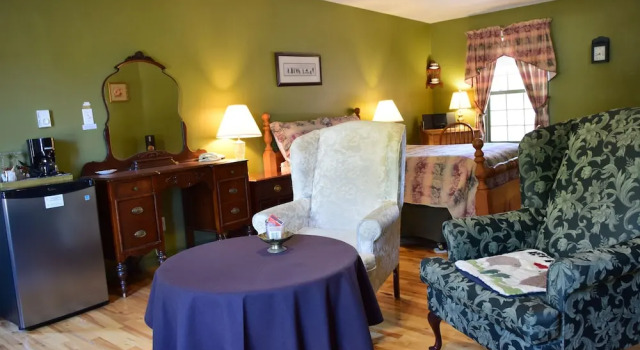 Двухместный люкс Superior Auberge Wild Rose Inn