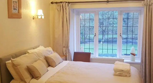 Двухместный номер Standard с видом на горы Dragon Bed and Breakfast