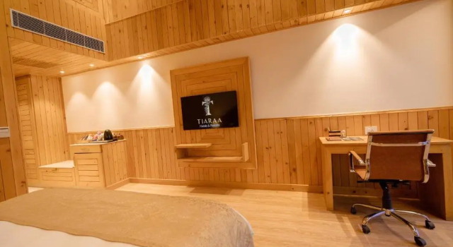 Двухместный номер Deluxe с балконом Tiaraa Hotels & Resorts - A Luxury Resort Manali