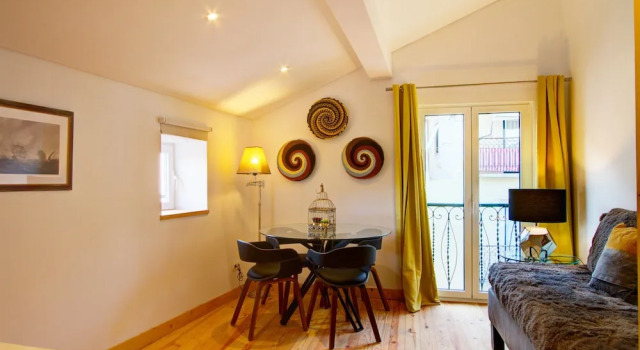 Апартаменты A new Studio Apartment With Amazing Views of the River Tagus