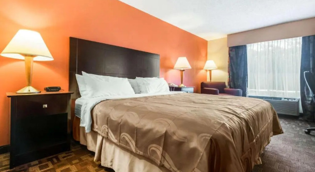 Люкс Quality Inn & Suites Lawrenceburg