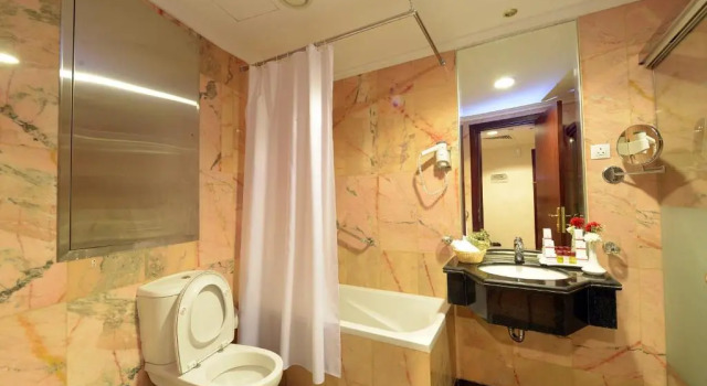 Трёхместный номер Standard Jewar Al Saqefah Hotel
