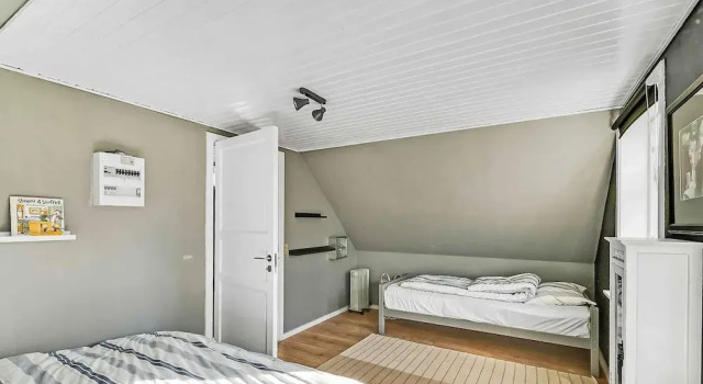 5 Star Holiday Home in Svaneke, Book Feriehus Hoteller i Svaneke med parkering, Parkering