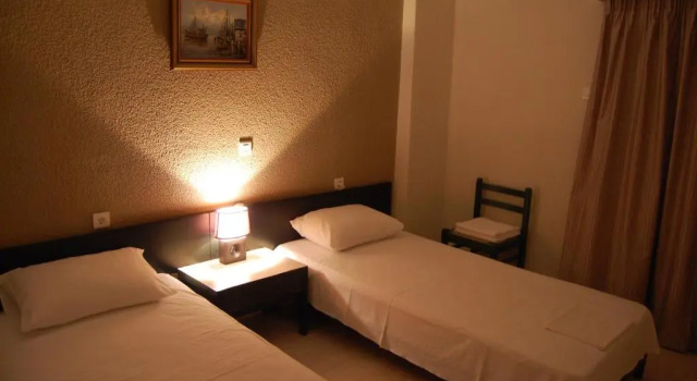 Полулюкс Hotel Antirriο