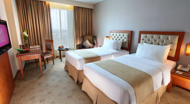 Swiss-Belinn SKA Pekanbaru, Book Hotel Hotels in Pekanbaru with Parking, Parking