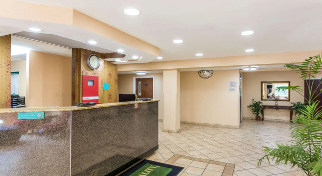 Quality Inn Chester - South Richmond, Buchen Sie Hotel Chester Virginia
