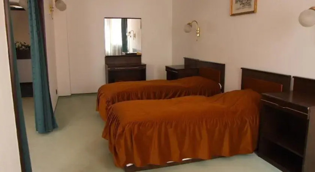 Trófea Vadászház és Étterem, Prenota Hotel Nadudvar Warmedye Haidu-Bihar