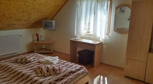 Hanul cu Noroc, Varaa Hotelli Hotellit Prahova Valley pysäköinnillä, Pysäköinti