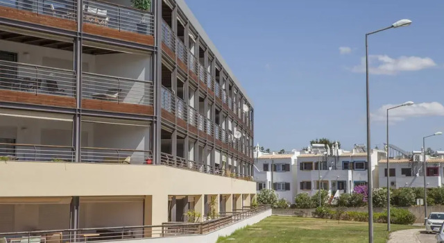 B46 - Marina Park Apartment with Seaview, Varaa Huoneisto Lagos Albufeira