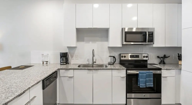 Spectacular Suite 1BR 1BA Apt I - Includes Bi-weekly Cleanings Linen Change, 预订 公寓 亚特兰大 佐治亚州