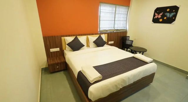 Hotel Hive Inn