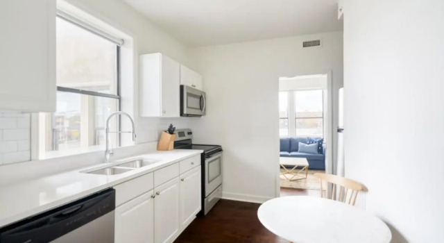 Sonder at Euclid Court