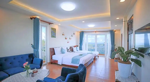 Семейный номер Standard с балконом Rose Valley Hotel Da Lat Vietnam