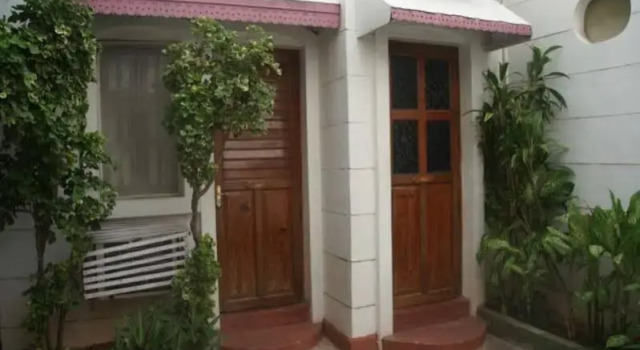 De Pondicherry - A Heritage Boutique Hotel By Sea, Забронировать Бутик-отель Отели штата Тамилнада с парковкой, Парковка