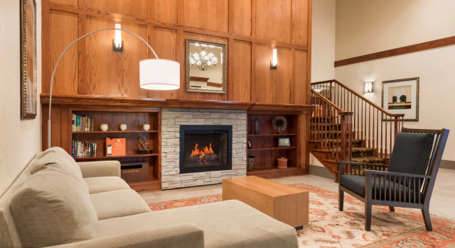 Country Inn & Suites Council Bluffs, Rezerwuj Hotel Hotele w Iowa z basenem, Basen