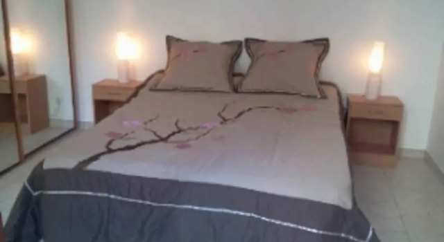 Gite Handicap Joinville, Reservar Hotel Joinville-le-Pont Val de Marne