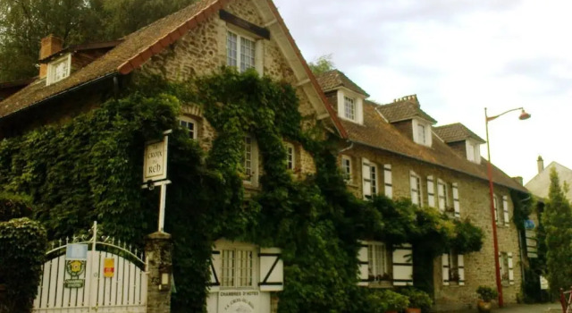 La Croix du Reh, Rezerwuj Bed and Breakfast Hotele w Haute-Vienne z basenem, Basen