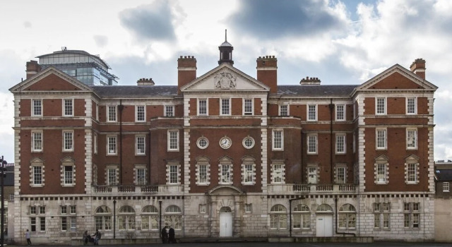 Warwick Square IX by Onefinestay, Забронировать Отель Баттерси Лондон, рядом с The London Fire Brigade Museum