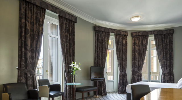 Hotel Larios Málaga, Забронировать Отель Отели Малаги 4 звезды, рядом с Salamanca Market, 4*