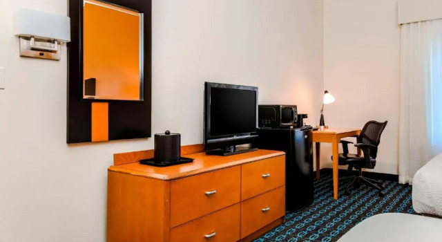 Четырёхместный номер Standard Fairfield by Marriott Wilkes-Barre